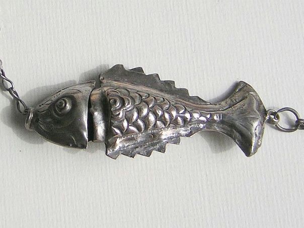 Needle case - Fish – (0223)